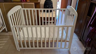 lettino bambini con materasso
