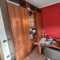ARMADIO A MURO IN LEGNO