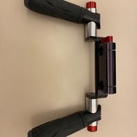 Maniglie per video camera