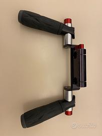 Maniglie per video camera