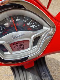 Piaggio Vespa 300 GTS - 2014