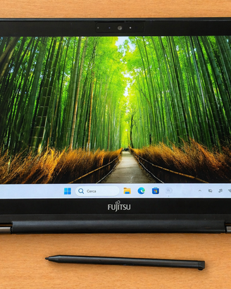 Fujitsu U939X i5 Touch 2in1 SSD Ultralight Win11
