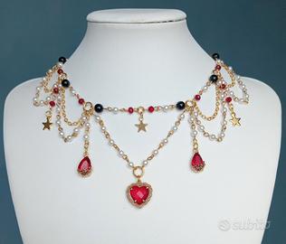 Collana oro, rossa e nera