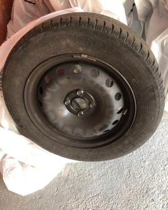 Gomme+cerchi per Fiat Grande Punto