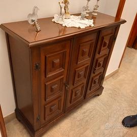 Mobile bar in legno