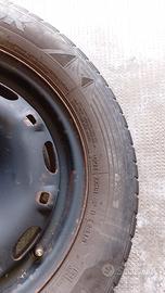 Gomme auto.