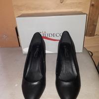 SCARPE DECOLLETE SIMILPELLE NERE "LA GIUDECCA"N.40