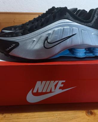 Nike Shox R4 Metallic Silver