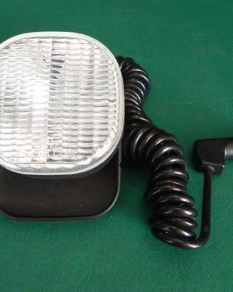 LAMPADA DA AUTO - FUNZIONA CON L'ACCENDISIGARI