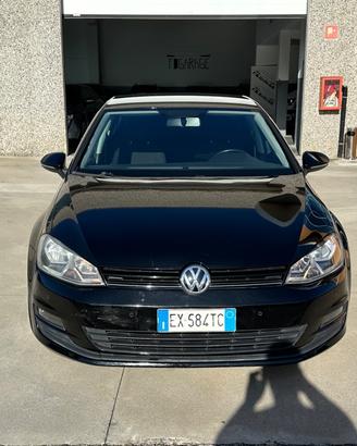 Volkswagen Golf Business 1.6 TDI 5p. Highline Blue