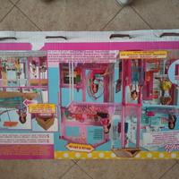 Casa  Barbie tre piani