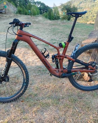 Trek Fuel E-XE 9.7   2023  usata