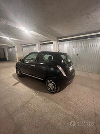 Lancia Y 1.2 Elle – fine 2010 – 90.000 km – €3.000