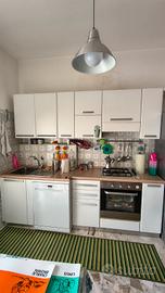 cucina  escluso frigorifero 