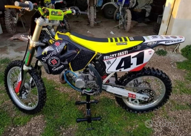 Suzuky RM 125 come NUOVA 2000