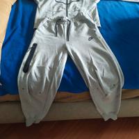 Tuta Tech Nike