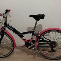 bicicletta BTwin bimba ruote misura 24