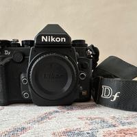 Nikon DF