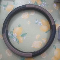 Coprivolante universale 39 cm similpelle