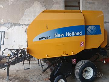   rotopressa  new holland br7060