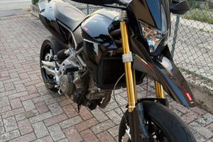 Aprilia dorsoduro 750