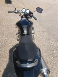 moto honda hornet 600