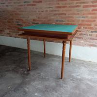 Tavolino da gioco in legno