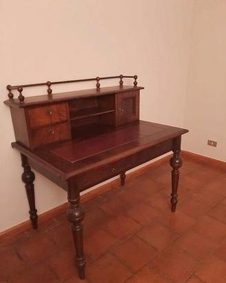 Arredamento mobili antichi