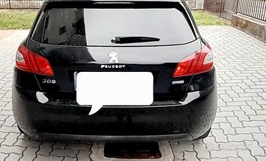 realizzarsi con un auto