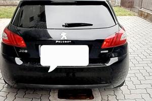 realizzarsi con un auto