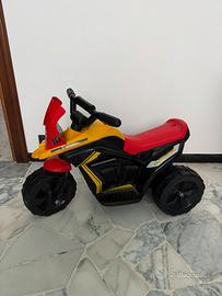 Moto bimbo 3 anni