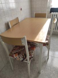 Tavolo +4 sedie