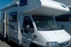 Perfetto camper mclouis mansardato 