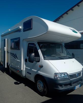 Perfetto camper mclouis mansardato 