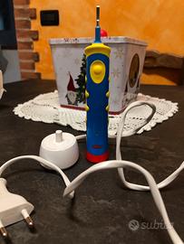 Coppia di spazzolini elettrici x bambini.