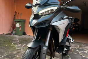 Ducati Multistrada V4S