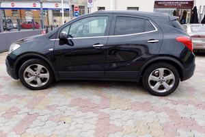 Macchina Opel Mokka