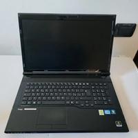 NOTEBOOK FUJITSU NH532 17,3" I5 4GB RAM (LEGGI)