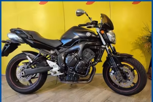YAMAHA FZ6 S2