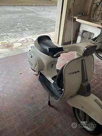 Vespa 50 Special 1970 con libretto