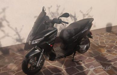 Aprilia SXR 50 - 2023