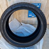 225/40 R19 93W Bridgestone LM005