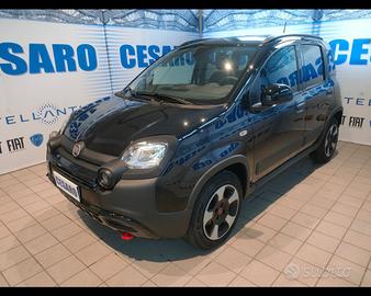 FIAT New Panda 1.0 firefly hybrid Cross s&s 70cv