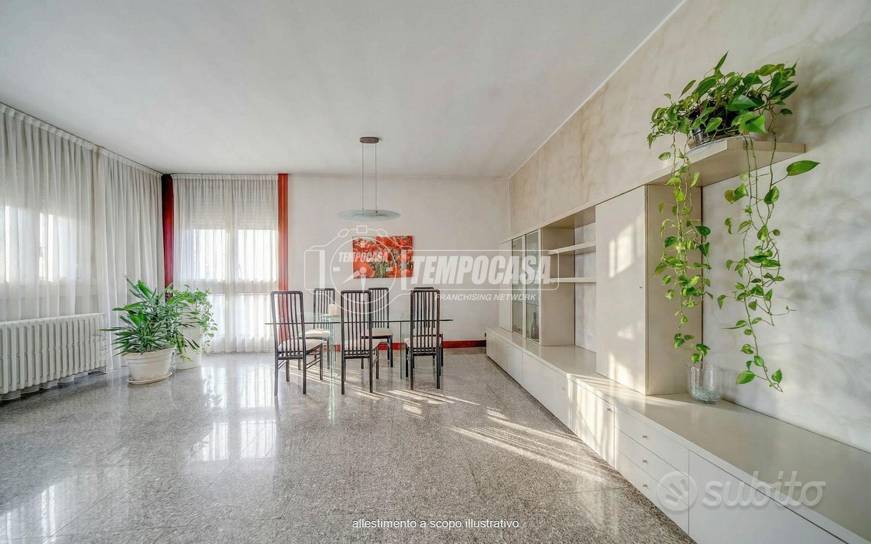 Casa – Gallarate, Crenna - Vista 2