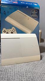 PS3 Super Slim Bianca 12GB con scatola
