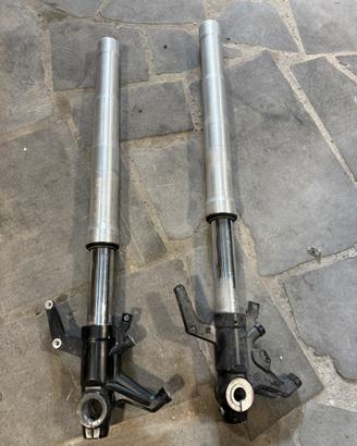 Steli ammortizzatore anteriore kymco ak550