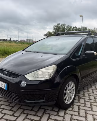 Ford S-Max 2.5 220CV Titanium