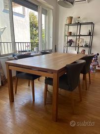 Tavola in legne di rovere