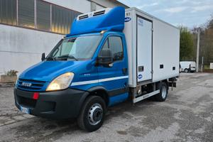 Iveco Daily 60C18 isotermico + frigo FNAX 2030 - 2