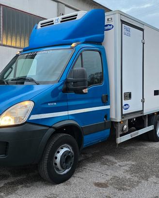 Iveco Daily 60C18 isotermico + frigo FNAX 2030 - 2